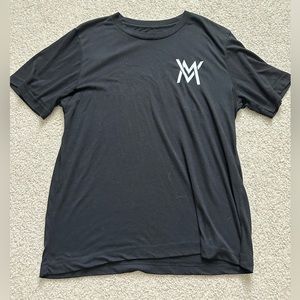 VonMoger black T-shirt